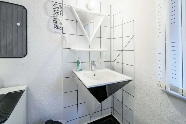 Tek Kişilik Oda, Ortak Banyo