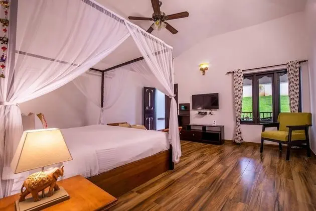 Villa (Tuskers Pool)