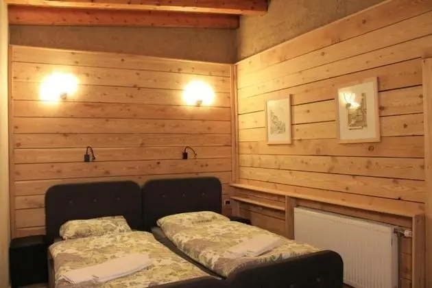 Basic Tek Büyük Yataklı Oda