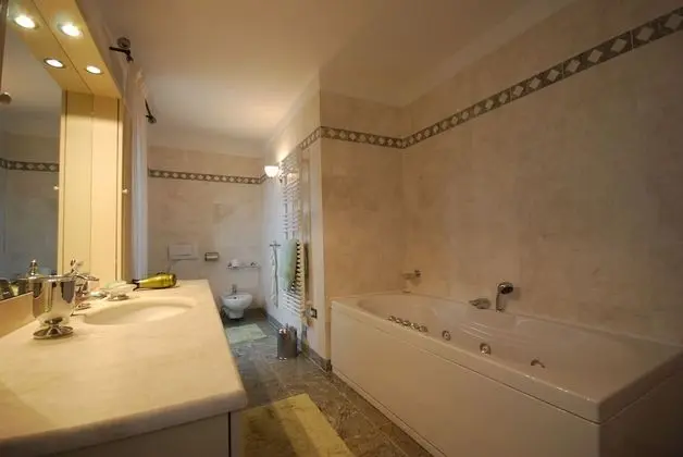 Superior Tek Büyük Yataklı Oda, Deniz Manzaralı