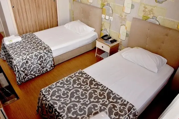 Twin Bed Oda