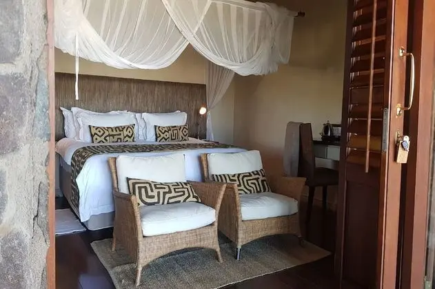 Veranda Suites