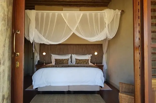 Veranda Suites