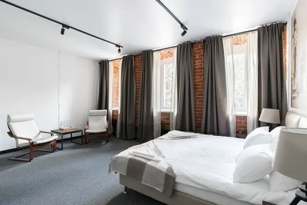 Standard Tek Büyük Yataklı Oda