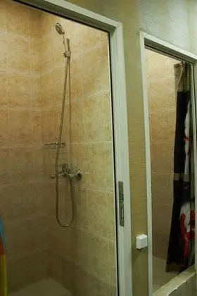 Ortak Ranzalı Oda, Sadece erkekler için (1 Bed in 6 Person Dorm)