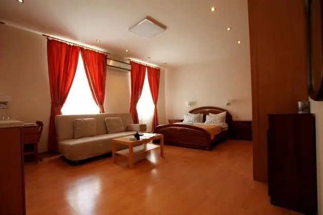 Apart Daire, 1 Çift Kişilik Yatak ve Çekyat, Sigara İçilmez