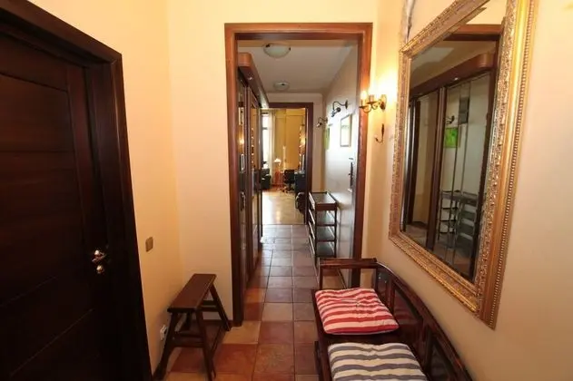 Apart Daire, 1 Çift Kişilik Yatak ve Çekyat