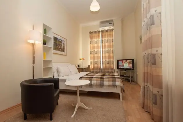 Daire, 1 Çift Kişilik Yatak ve Çekyat