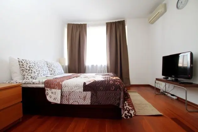 Apart Daire, 1 Çift Kişilik Yatak ve Çekyat, Sigara İçilmez