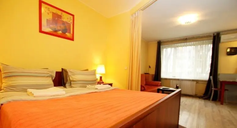 Stüdyo, 1 En Büyük (King) Boy Yatak ve Çekyat