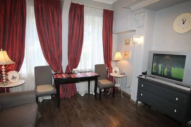 Apart Daire, 1 Çift Kişilik Yatak ve Çekyat