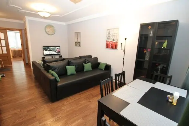 Deluxe Apart Daire, Birden Çok Yatak