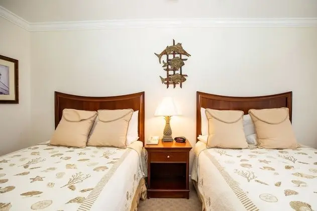 Süit, 1 Yatak Odası, Küçük Mutfak, Koy Manzaralı (2 Queens and sofa bed)