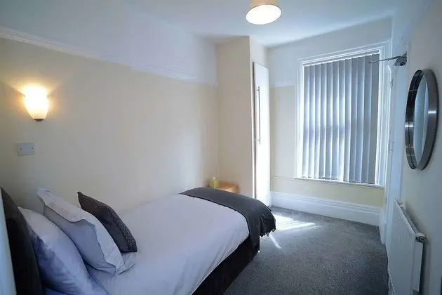Apart Daire, 3 Yatak Odası (Apartment 5)
