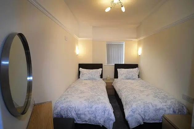 Apart Daire, 3 Yatak Odası (Apartment 5)