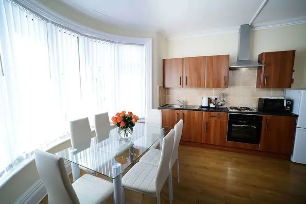 Apart Daire, 3 Yatak Odası (Apartment 5)