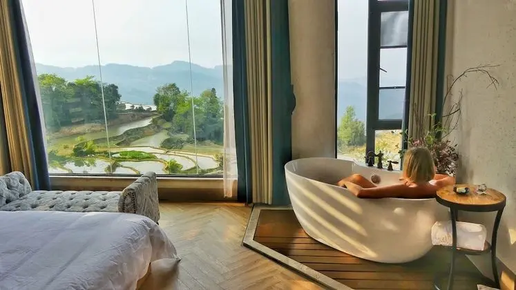 Deluxe Tek Büyük Yataklı Oda