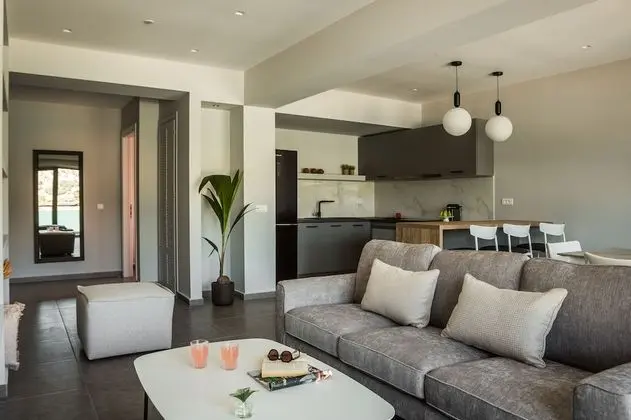 Superior Apart Daire, 3 Yatak Odası, Balkon, Deniz Manzaralı