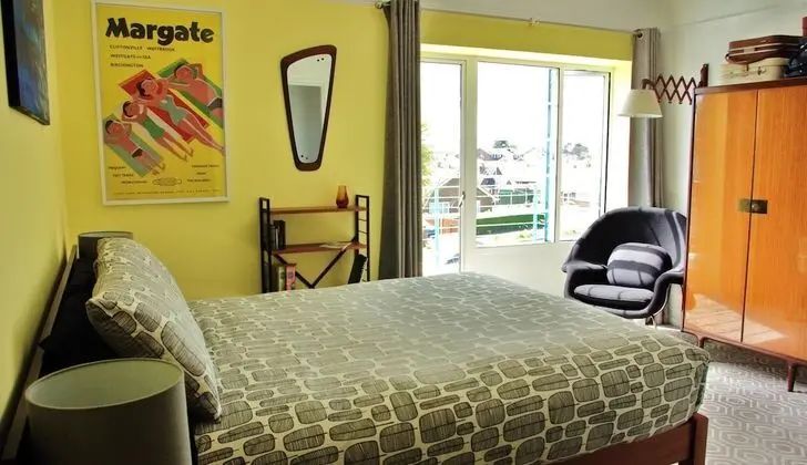 Design Tek Büyük Yataklı Oda
