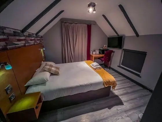 Premium Tek Büyük Yataklı Oda, Banyolu/Duşlu, Bahçe Manzaralı