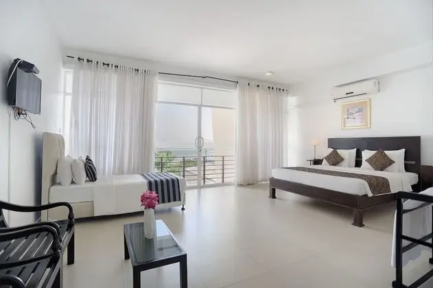 Deluxe Üç Kişilik Oda, Birden Çok Yatak, Sigara İçilmez, Deniz Manzaralı