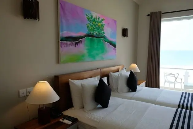 Superior Deluxe Room with Direct Sea View