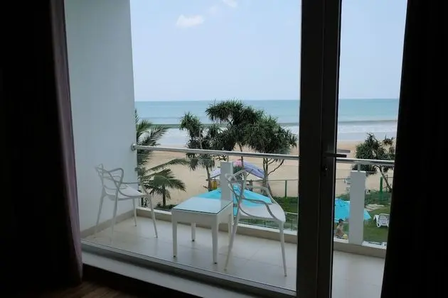 Superior Deluxe Room with Direct Sea View