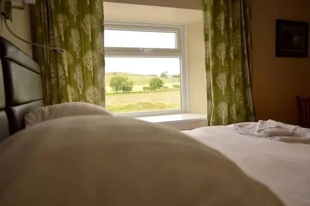 Tek Büyük veya İki Ayrı Yataklı Oda, Banyolu/Duşlu