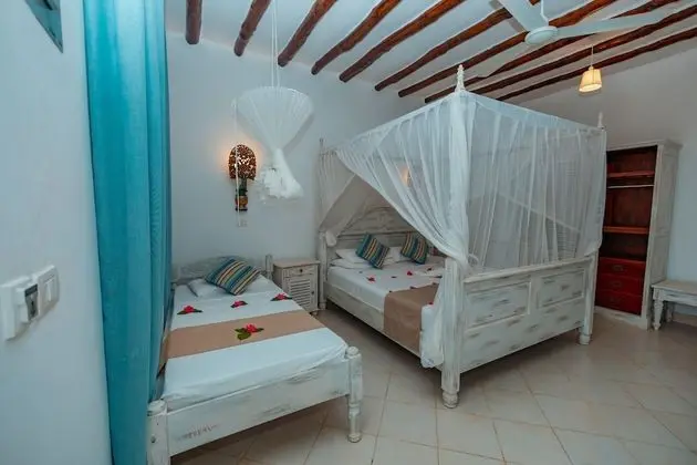 Deluxe Üç Kişilik Oda