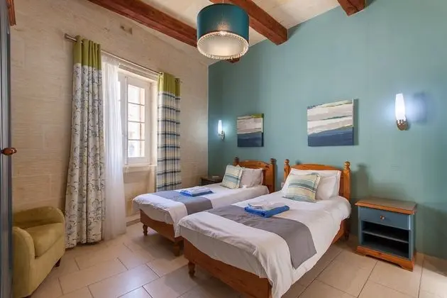 Family Ev, Birden Çok Yatak, Bahçeli (Twilight Gozitan Farmhouse With Pool)