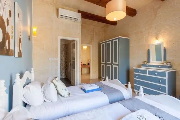Family Ev, Birden Çok Yatak, Bahçeli (Twilight Gozitan Farmhouse With Pool)