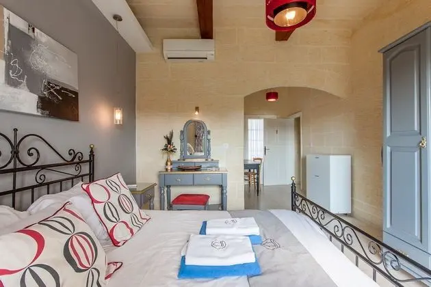 Family Ev, Birden Çok Yatak, Bahçeli (Twilight Gozitan Farmhouse With Pool)