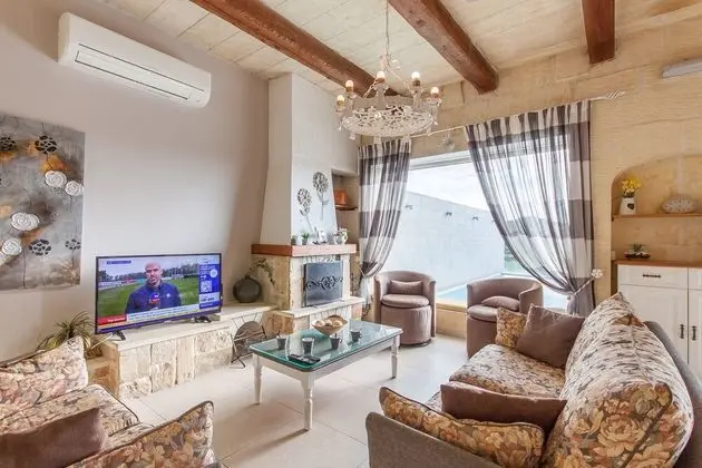 Family Ev, Birden Çok Yatak, Bahçeli (Twilight Gozitan Farmhouse With Pool)