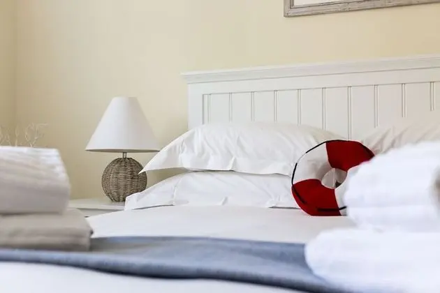 Ev (4 Bedrooms)
