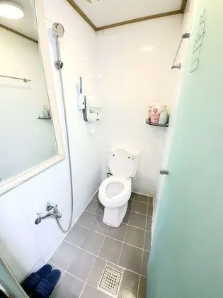 Üç Kişilik Oda