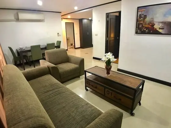 2 Bedroom