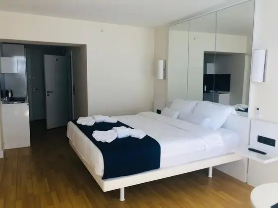Stüdyo, Kısmi Deniz Manzaralı, Denize Sıfır