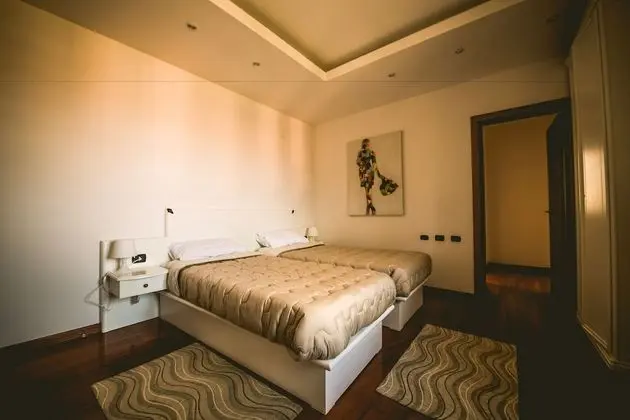 Tek Büyük Yataklı Oda, Banyolu/Duşlu