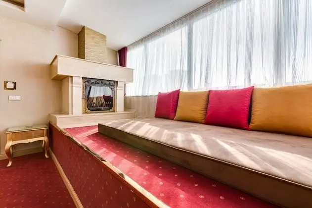 Romantic Tek Büyük Yataklı Oda