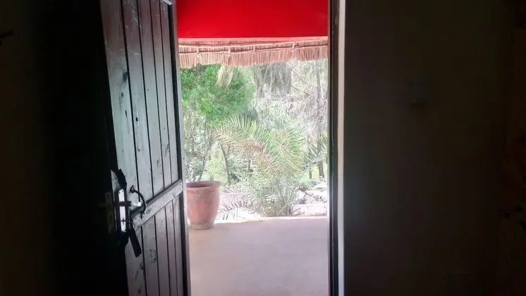 Tek Büyük Yataklı Oda, Bahçeli