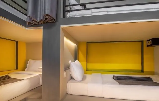 Shared 8 Bed Ladies Dorm