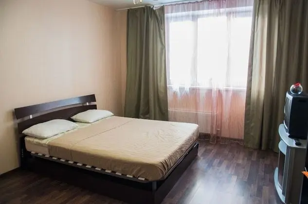 Apart Daire, 1 Yatak Odası (Ovrazhnaya st. 13)