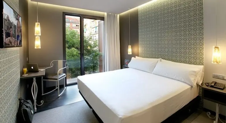 Premium Double Room Single Use, 1 Bedroom