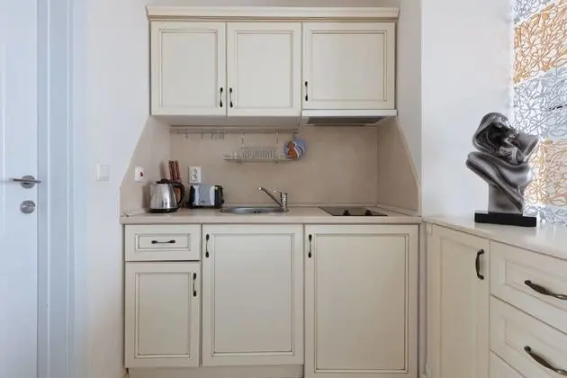 Luxury Apart Daire, 2 Yatak Odası, Teras, Havuz Manzaralı