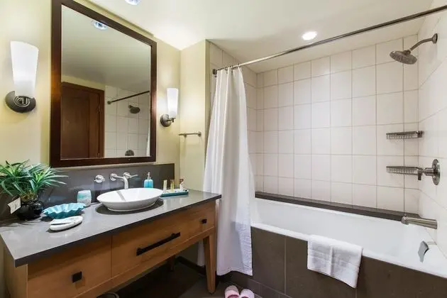 Apart Daire, Birden Çok Yatak (Apartment with Balcony)