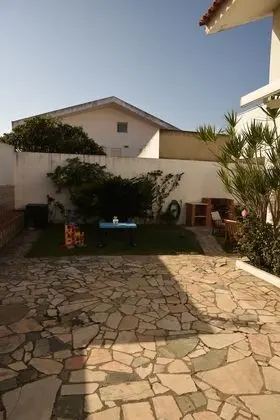 Apart Daire, 2 Yatak Odası (Shared Backyard )