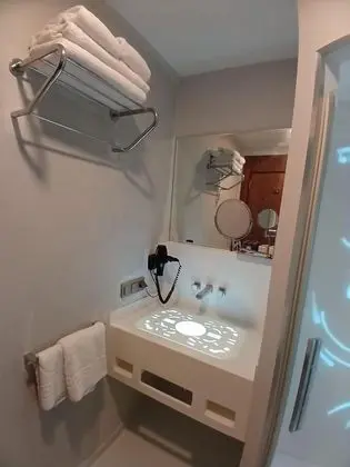 https://images.odamax.com/img/1920x1080/odamax/image/upload/TWO_BROTHER_HOTEL_SPA_202505032002592_dabf8c06_1403_45d5_a376_cebc6d8bddf2.jpg