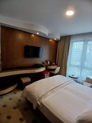 https://images.odamax.com/img/1920x1080/odamax/image/upload/TWO_BROTHER_HOTEL_SPA_202505041815397_5da08904_fc38_4e58_a2dc_93fb66de8e93.jpg