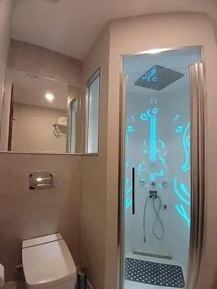 https://images.odamax.com/img/1920x1080/odamax/image/upload/TWO_BROTHER_HOTEL_SPA_202505041815409_c0d6cbd9_fdbc_49c3_a664_f26bf182cf4c.jpg