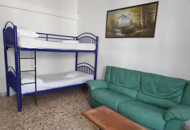 Ortak Ranzalı Oda, Sadece kadınlar için (6 beds)